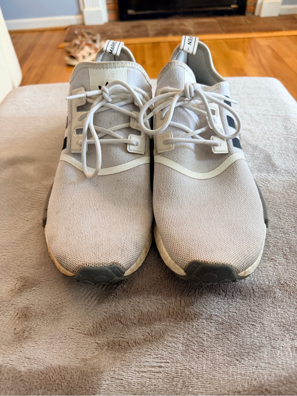 adidas NMD R1 - Picture 2 of 3